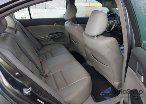 2009 Honda Accord 2.4 Ex-L from USA, damaged, VIN JHMCP26839C017807